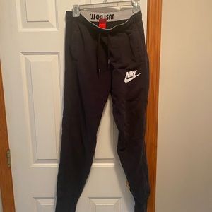 Nike Joggers